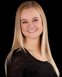 Dakota Kids Dentistry staff member Kenzi